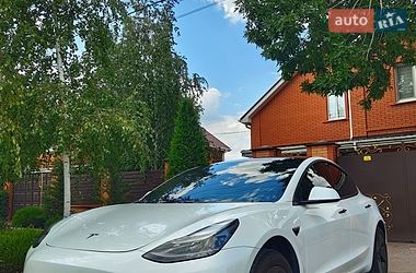 Седан Tesla Model 3 2020 в Николаеве