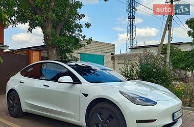 Седан Tesla Model 3 2020 в Николаеве