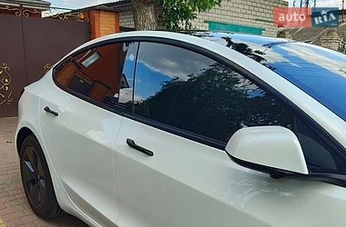 Седан Tesla Model 3 2020 в Николаеве