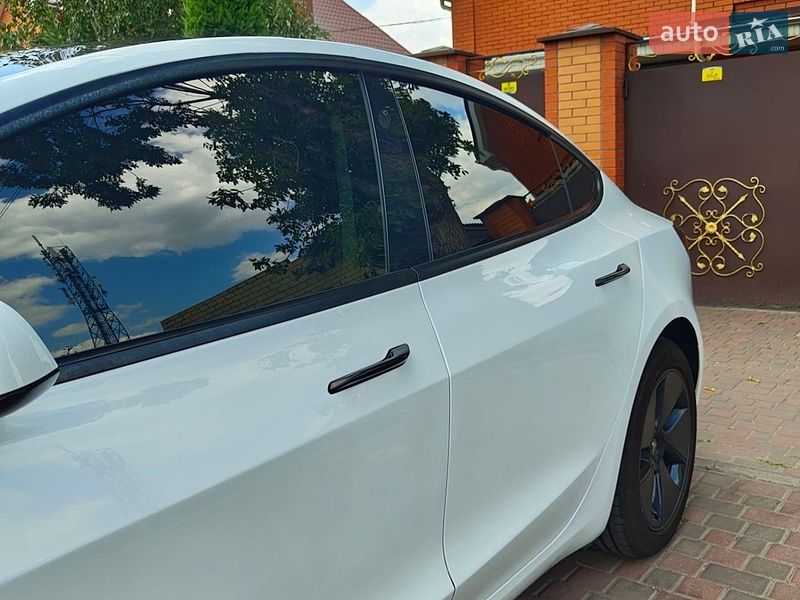 Седан Tesla Model 3 2020 в Николаеве
