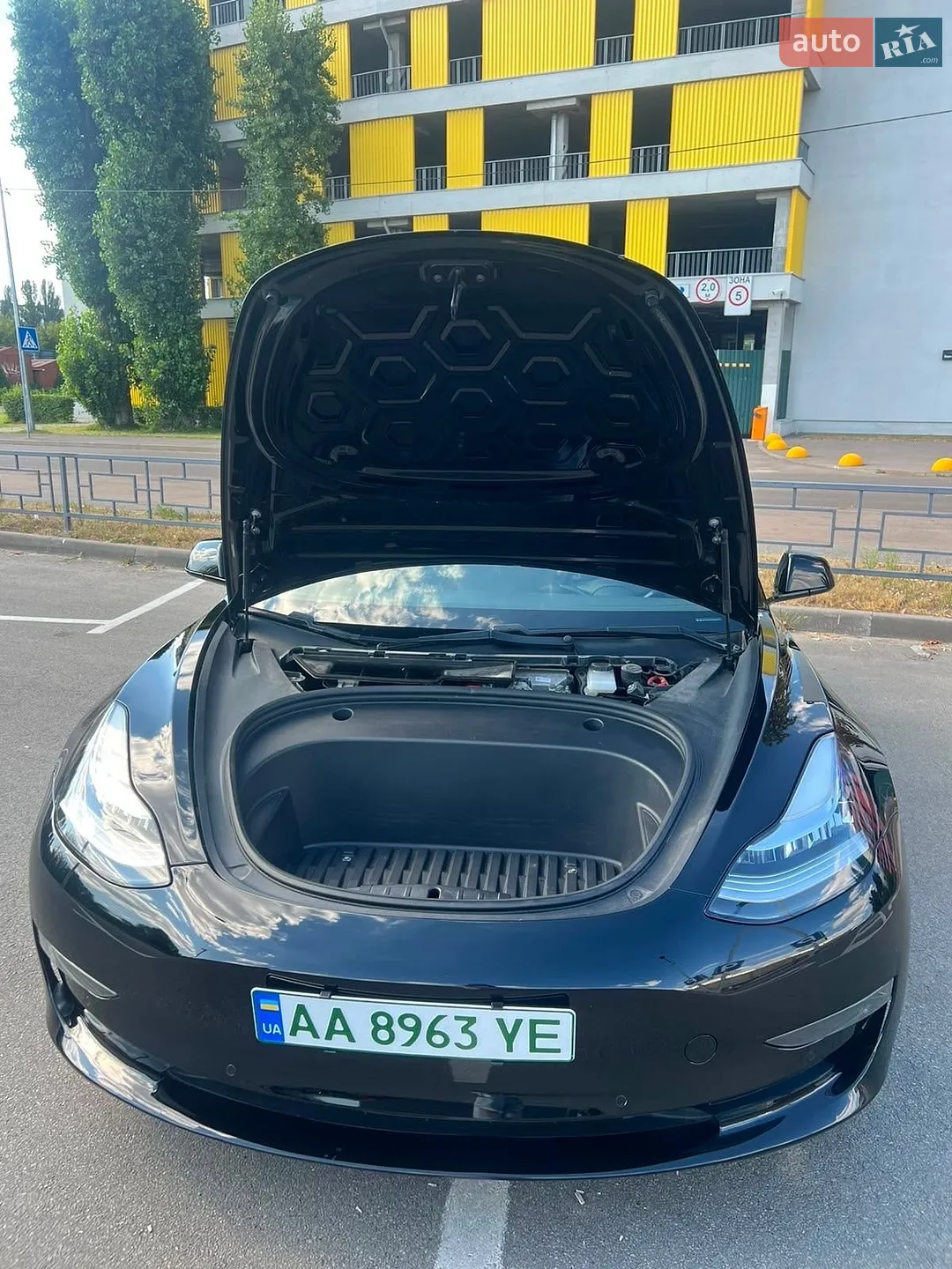 2018 Tesla Model 3 - мініатюра 8