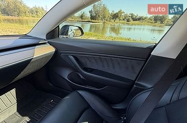 Седан Tesla Model 3 2020 в Кам'янці-Бузькій