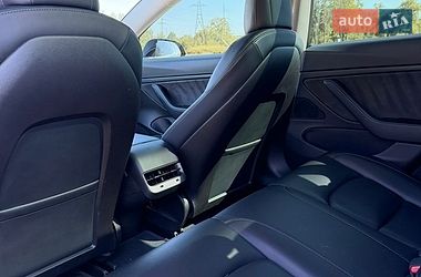Седан Tesla Model 3 2020 в Кам'янці-Бузькій