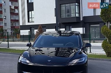 Седан Tesla Model 3 2025 в Долині фото 3 Седан Tesla Model 3 2025 в Долині