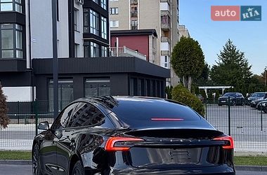 Седан Tesla Model 3 2025 в Долині фото 25 Седан Tesla Model 3 2025 в Долині