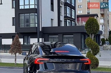 Седан Tesla Model 3 2025 в Долині фото 29 Седан Tesla Model 3 2025 в Долині