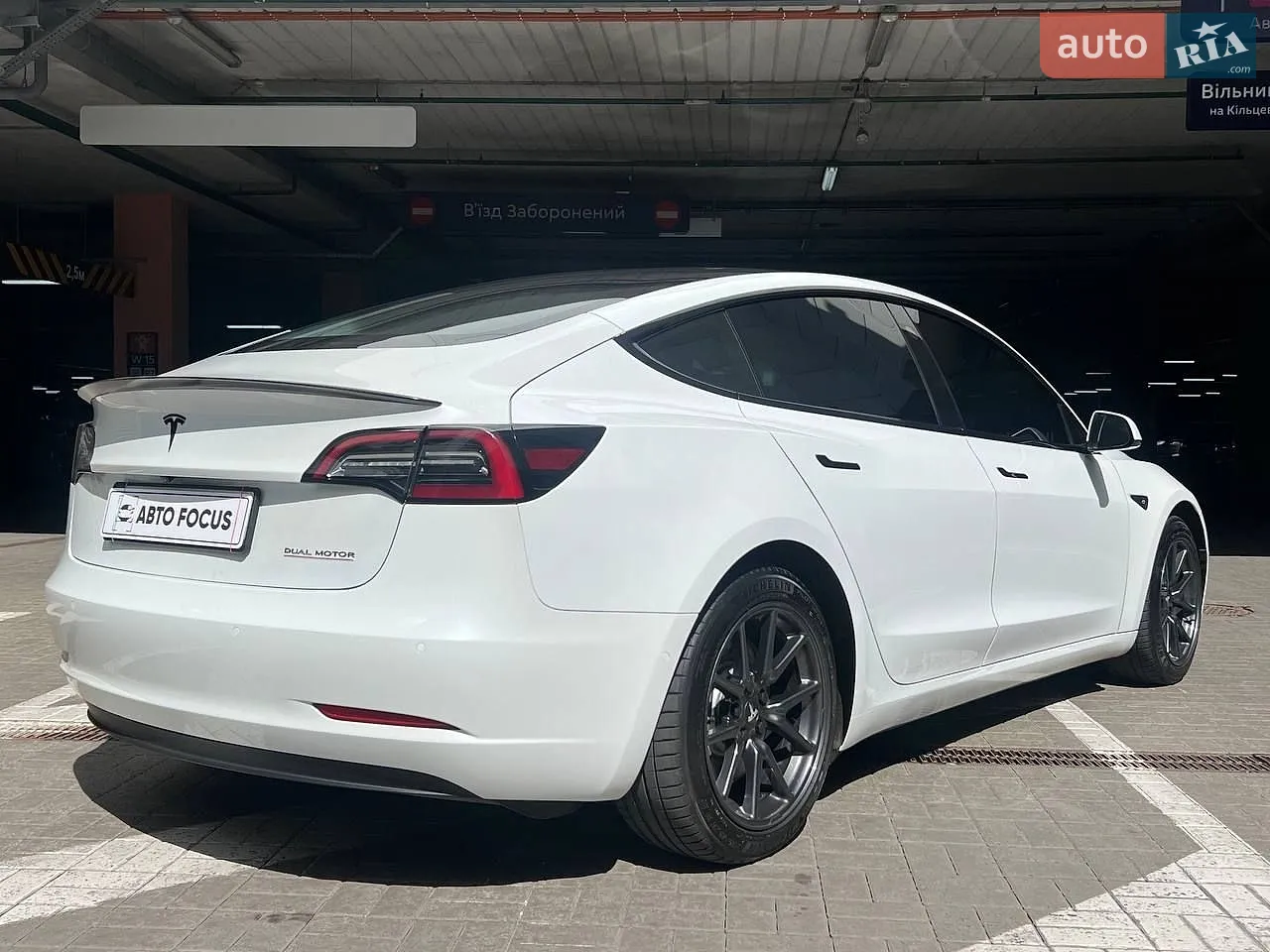 2018 Tesla Model 3 - мініатюра 5