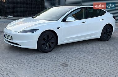 Седан Tesla Model 3 2024 в Дніпрі