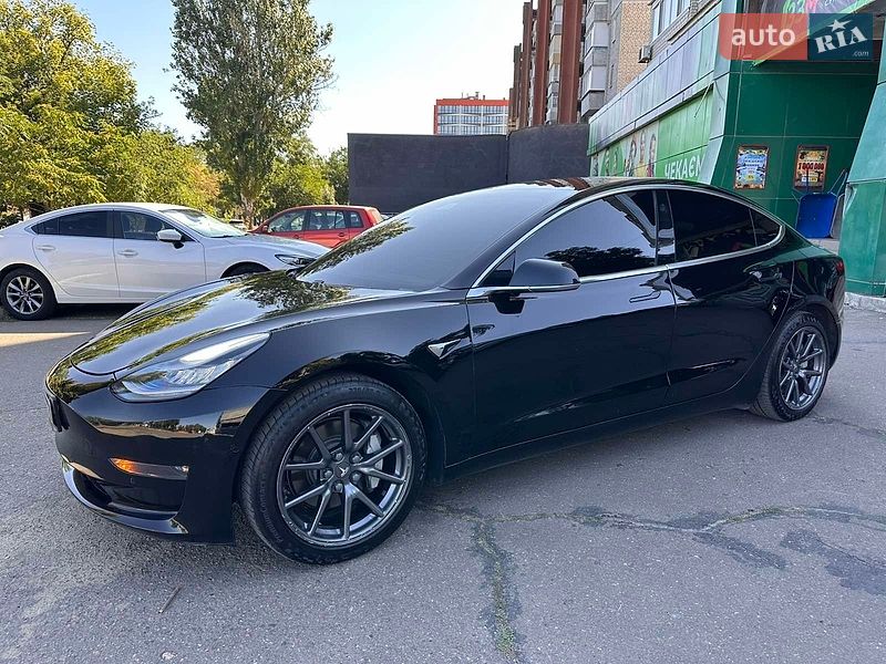 Седан Tesla Model 3 2019 в Николаеве фото 19 Седан Tesla Model 3 2019 в Николаеве