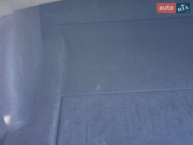 Седан Tesla Model 3 2019 в Виннице