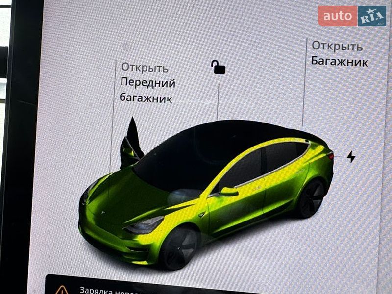 Седан Tesla Model 3 2019 в Виннице
