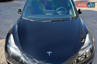 Седан Tesla Model 3 2019 в Вышгороде