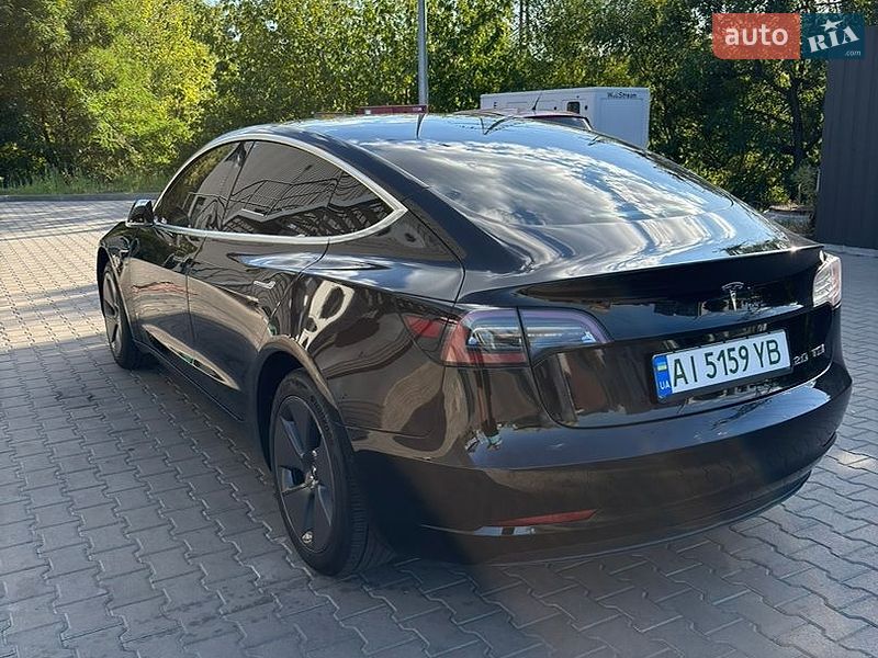 Седан Tesla Model 3 2019 в Вышгороде