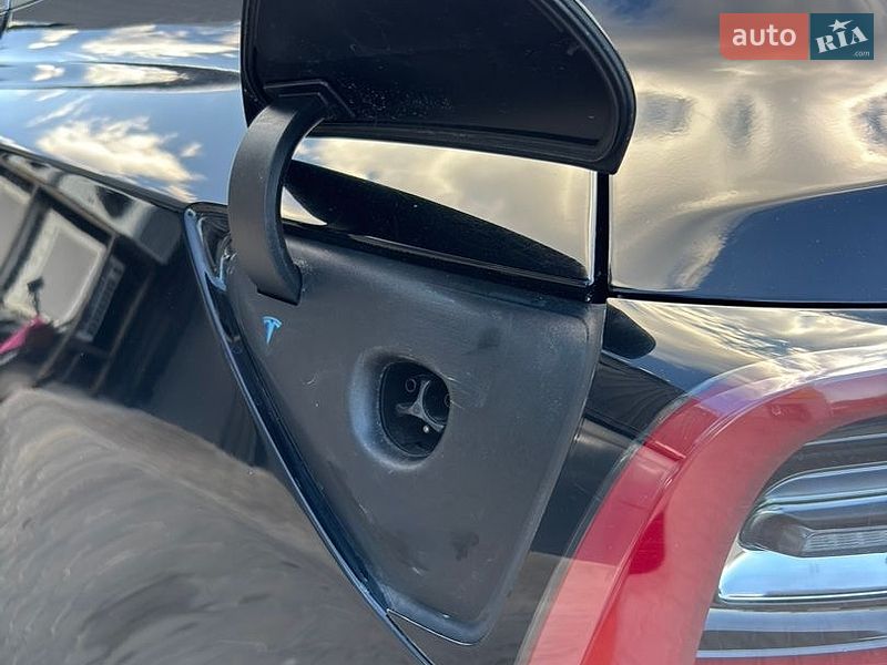 Седан Tesla Model 3 2019 в Вышгороде