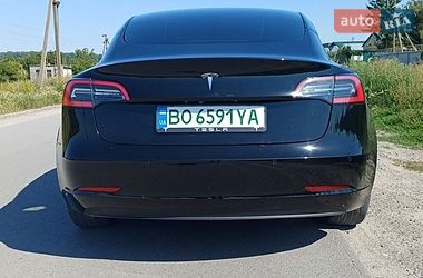 Седан Tesla Model 3 2021 в Тернополе
