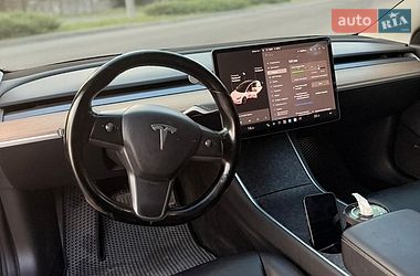 Седан Tesla Model 3 2018 в Запорожье