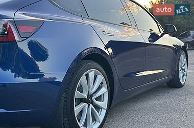 Седан Tesla Model 3 2022 в Кропивницькому