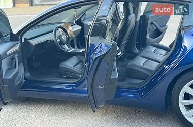 Седан Tesla Model 3 2022 в Кропивницькому