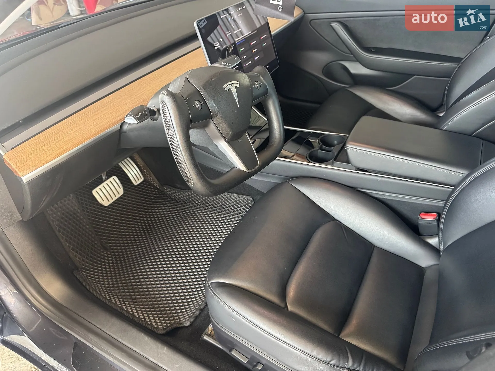 2020 Tesla Model 3 - мініатюра 11