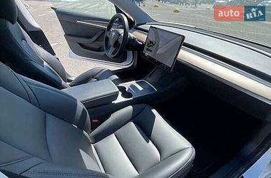 Седан Tesla Model 3 2021 в Борисполе