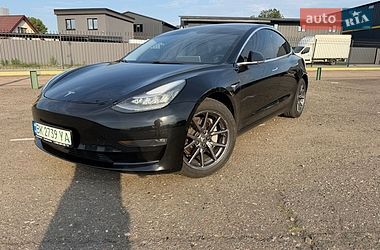Седан Tesla Model 3 2018 в Києві фото Седан Tesla Model 3 2018 в Києві