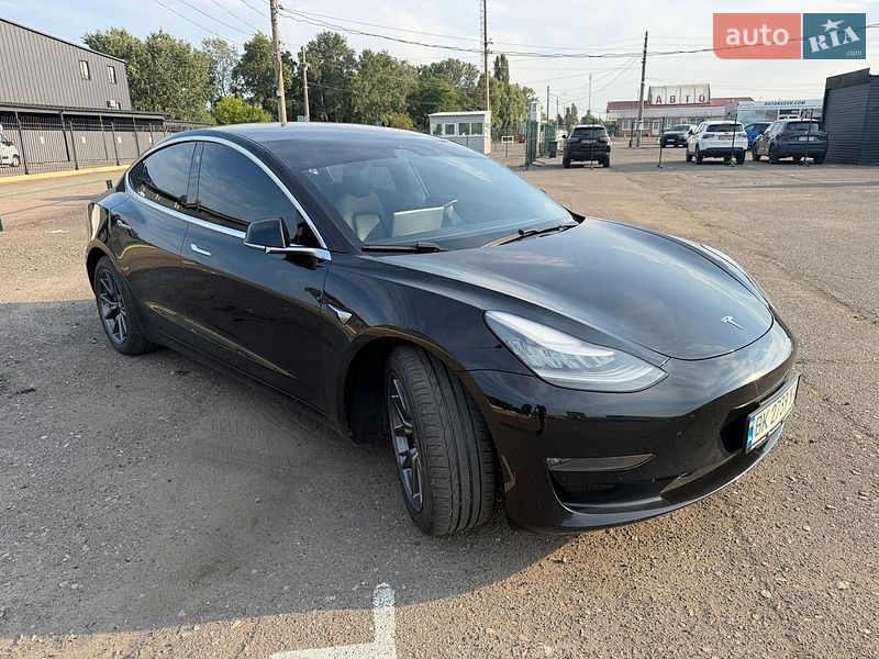 Седан Tesla Model 3 2018 в Києві фото 2 Седан Tesla Model 3 2018 в Києві