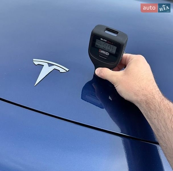 Седан Tesla Model 3 2022 в Вінниці