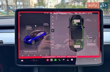 Седан Tesla Model 3 2022 в Вінниці