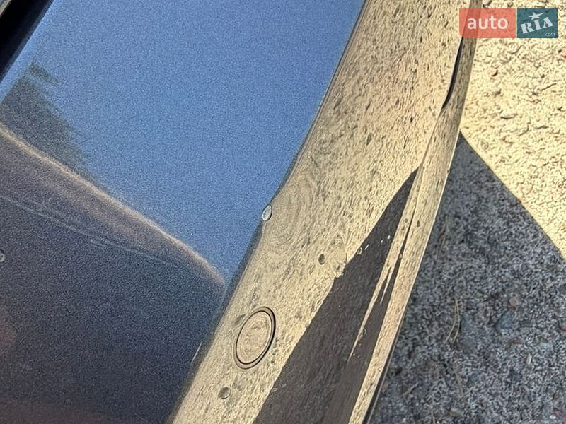 Седан Tesla Model 3 2022 в Сарнах