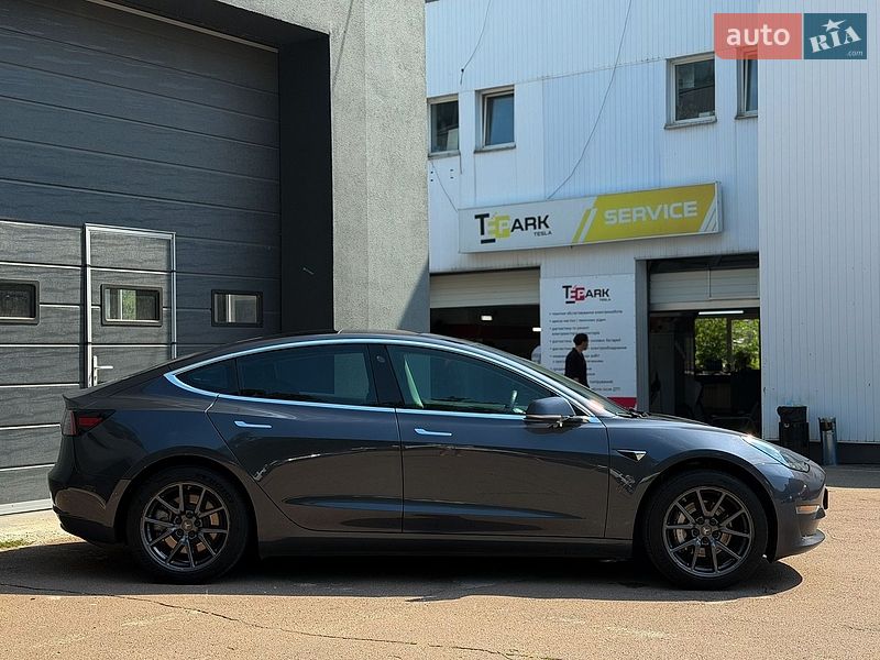 Седан Tesla Model 3 2018 в Києві фото 3 Седан Tesla Model 3 2018 в Києві