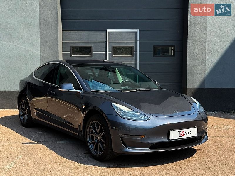 Седан Tesla Model 3 2018 в Києві фото 11 Седан Tesla Model 3 2018 в Києві