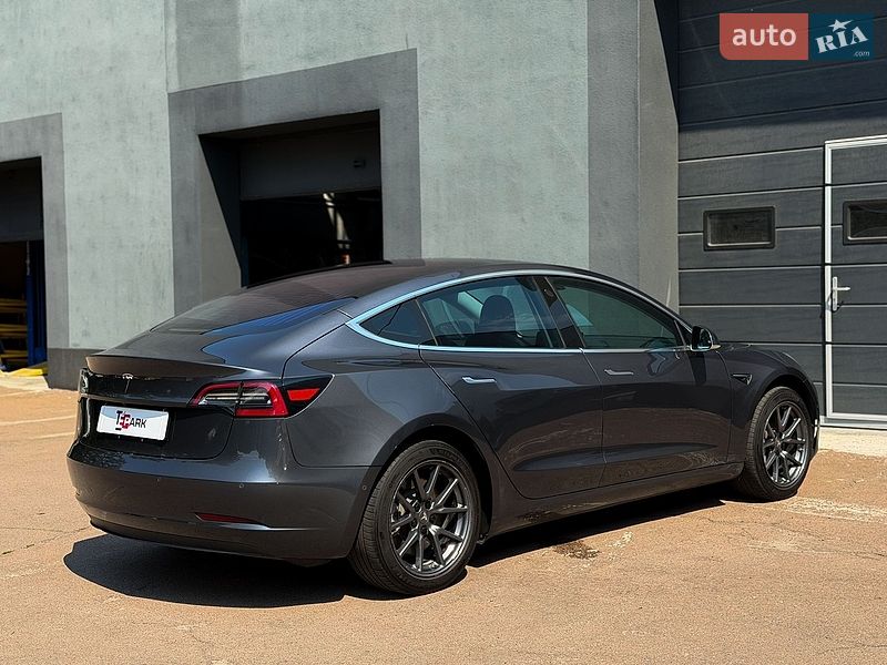 Седан Tesla Model 3 2018 в Києві фото 10 Седан Tesla Model 3 2018 в Києві