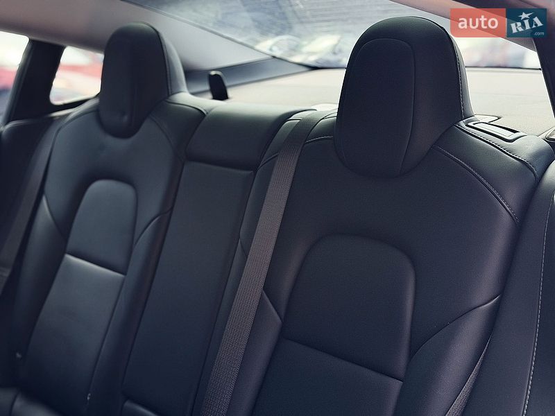 Седан Tesla Model 3 2018 в Києві фото 14 Седан Tesla Model 3 2018 в Києві