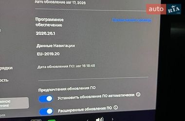 Седан Tesla Model 3 2022 в Виннице