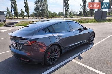 Седан Tesla Model 3 2021 в Бородянке