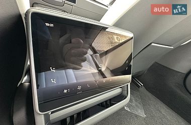 Седан Tesla Model 3 2025 в Дніпрі