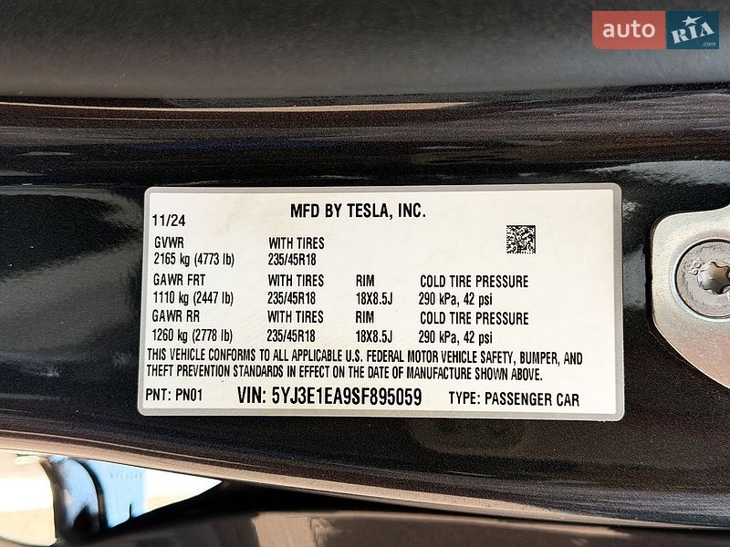 Седан Tesla Model 3 2024 в Киеве