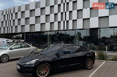 Седан Tesla Model 3 2019 в Одессе