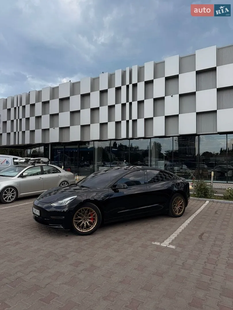 2019 Tesla Model 3 - мініатюра 4