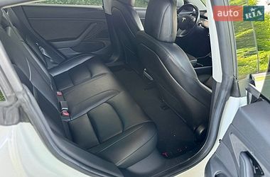 Седан Tesla Model 3 2019 в Дніпрі