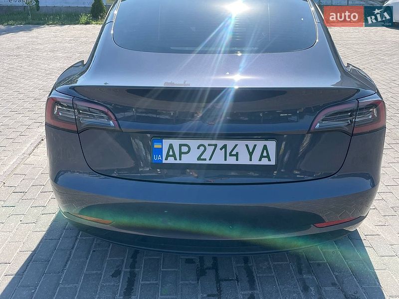 Седан Tesla Model 3 2023 в Запорожье