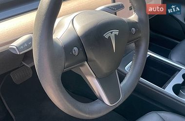 Седан Tesla Model 3 2023 в Запорожье