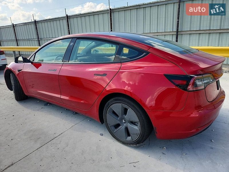 Седан Tesla Model 3 2021 в Івано-Франківську