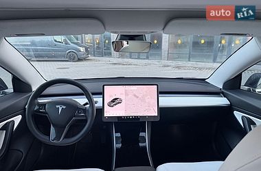 Седан Tesla Model 3 2020 в Хмельницькому