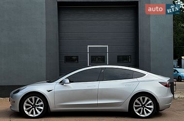Седан Tesla Model 3 2018 в Киеве фото 5 Седан Tesla Model 3 2018 в Киеве