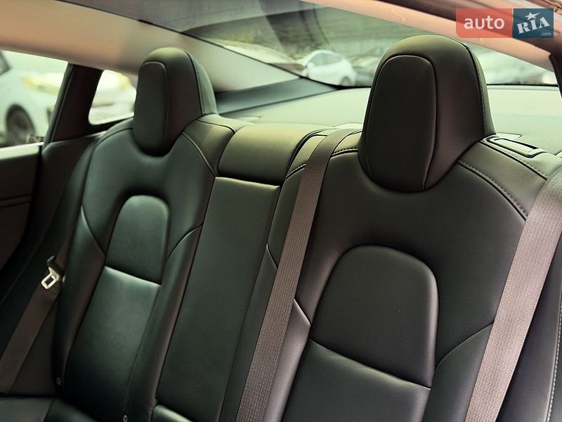 Седан Tesla Model 3 2018 в Киеве фото 14 Седан Tesla Model 3 2018 в Киеве
