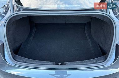 Седан Tesla Model 3 2025 в Черновцах