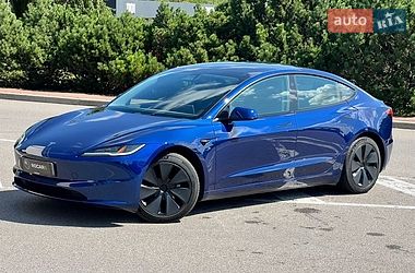 Седан Tesla Model 3 2024 в Киеве фото 9 Седан Tesla Model 3 2024 в Киеве