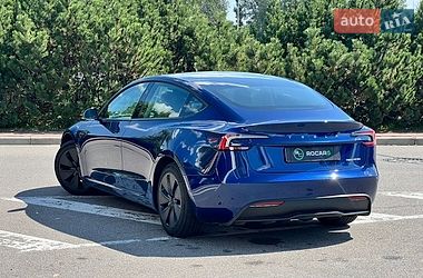 Седан Tesla Model 3 2024 в Киеве фото 16 Седан Tesla Model 3 2024 в Киеве