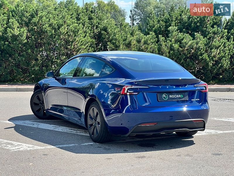 Седан Tesla Model 3 2024 в Киеве фото 16 Седан Tesla Model 3 2024 в Киеве